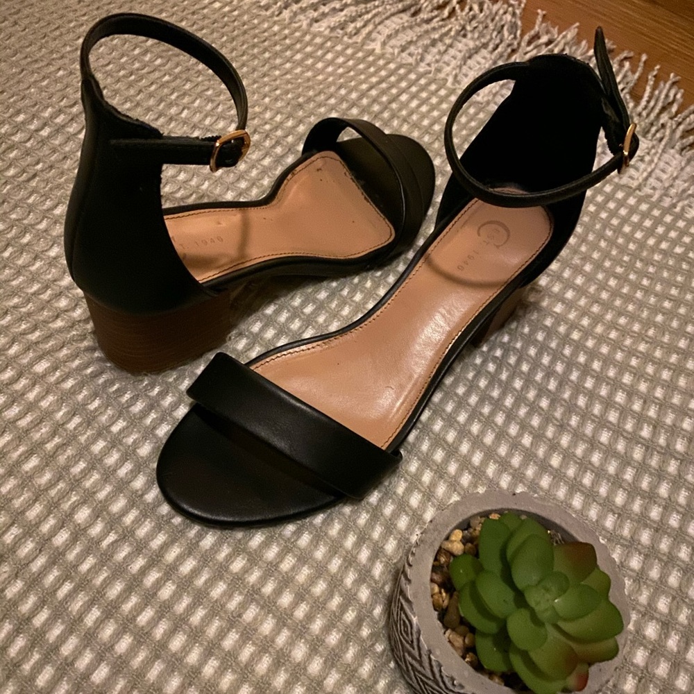 Black heels